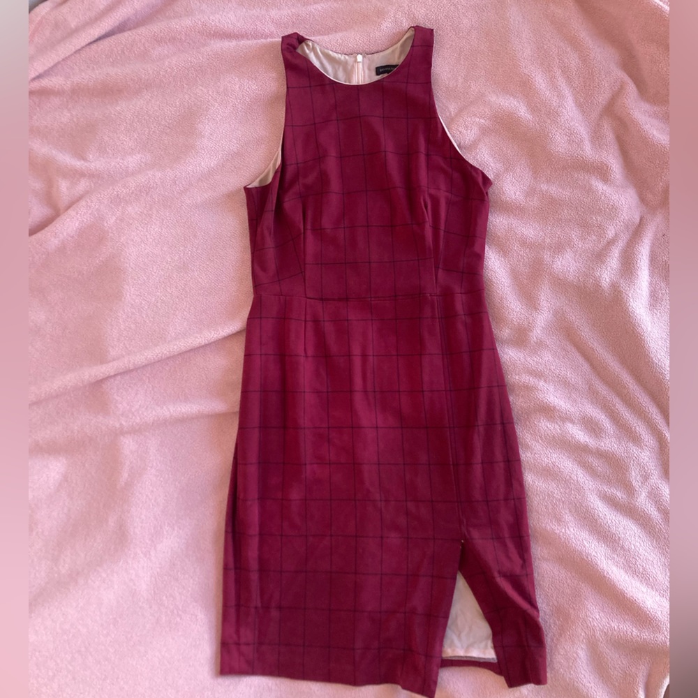 Maroon fitted pencil dress